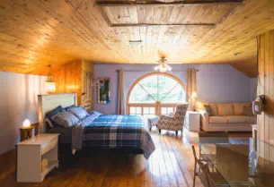 nordic themed room available for rent