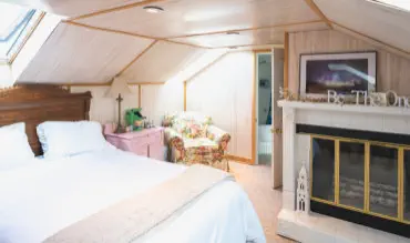vacation rental in L'Anse Michigan with gas fireplace