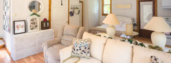 open layout suite with living room and mini kitchen